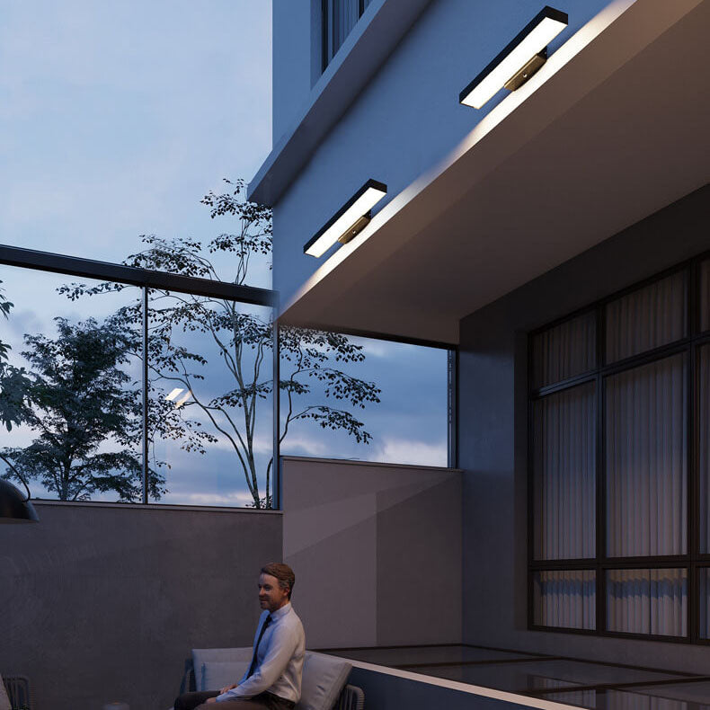 Minimalistisk LED-vägglampa utomhus med rörelsesensor
