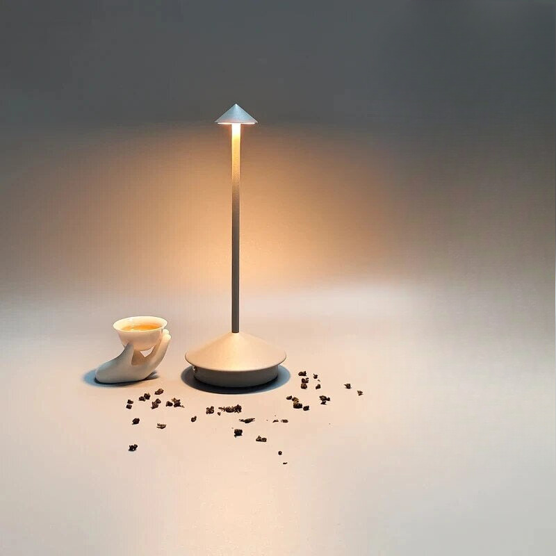 Lumivra – Konstnärlig uppladdningsbar bordslampa med dimbar LED för matsal och hem