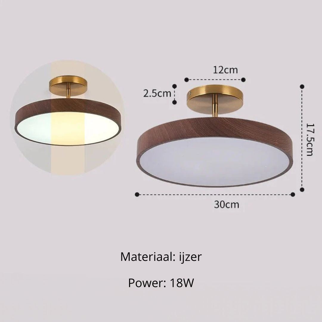 Fjell – Skandinavisk Taklampa med Trälook & Guldfärgad Ram