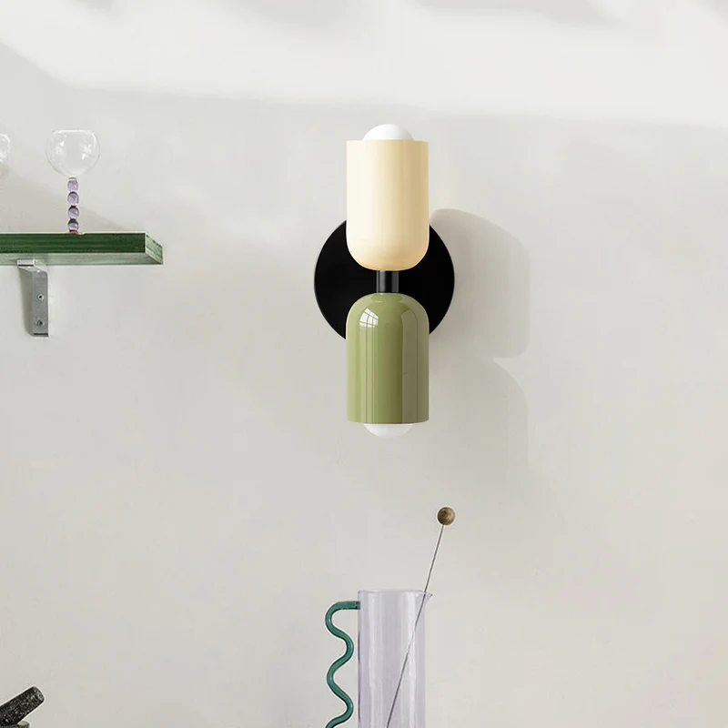 Eclipse Glow – Vintage Modern Vägglampa med Dubbelsidig LED-belysning