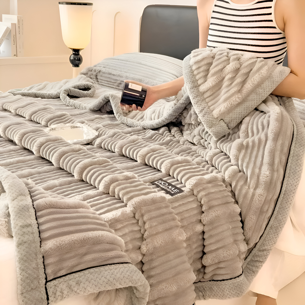 StripeHaven Pläd – Varm, Hållbar & Vintage-Inspirerad Fleecefilt