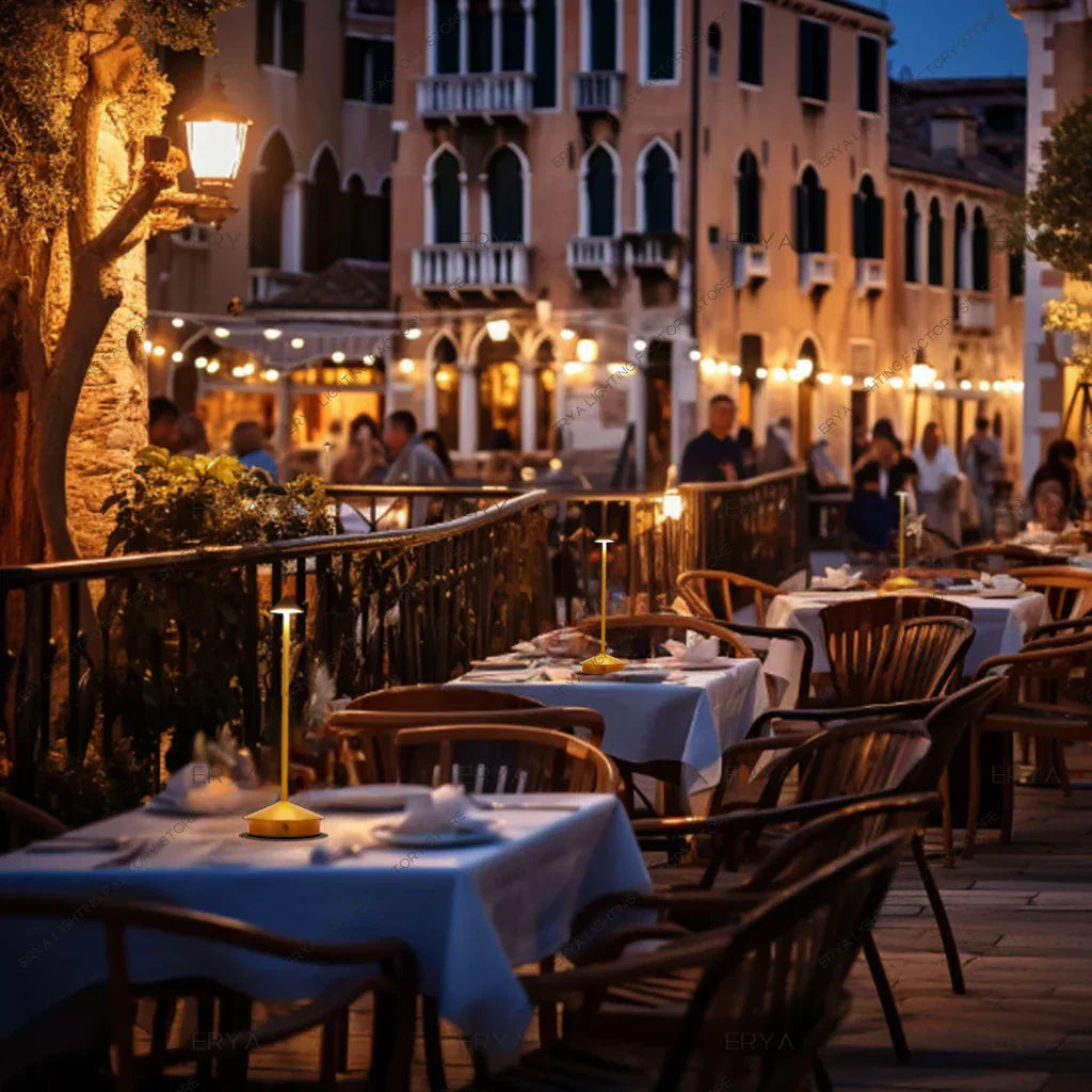 Lumivra – Konstnärlig uppladdningsbar bordslampa med dimbar LED för matsal och hem