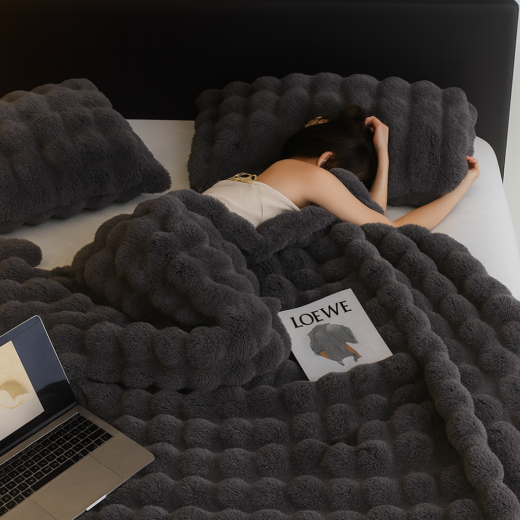 NordNest CozyPlaid – Supermjuk Rutig Filt för Ultimat Avkoppling