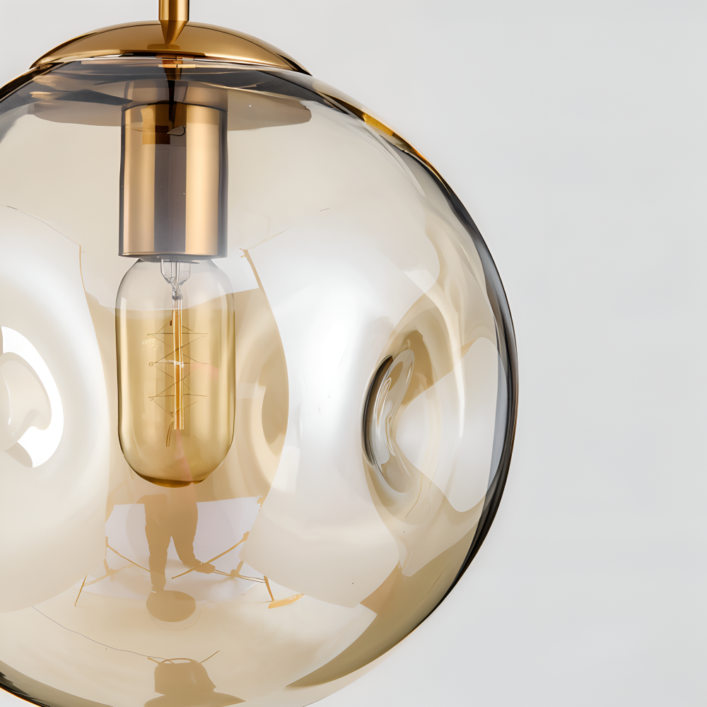 AmberGleam – Vintage Pendellampa i Champagnegrått Glas & Krom