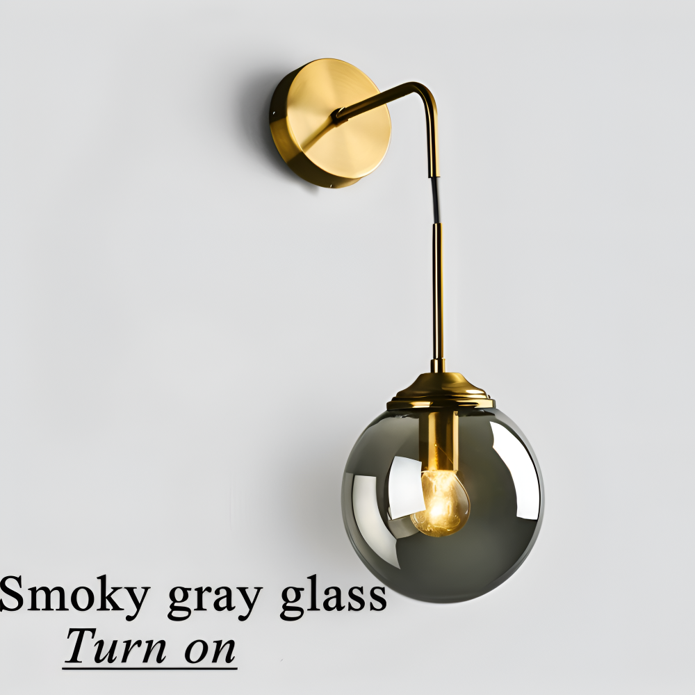 VetroLux – Vägglampa i Glas och Metall med Retro Industriell Design