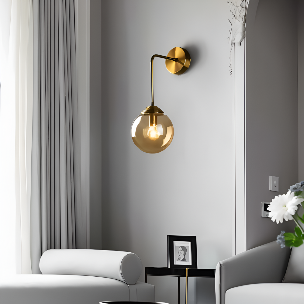 VetroLux – Vägglampa i Glas och Metall med Retro Industriell Design