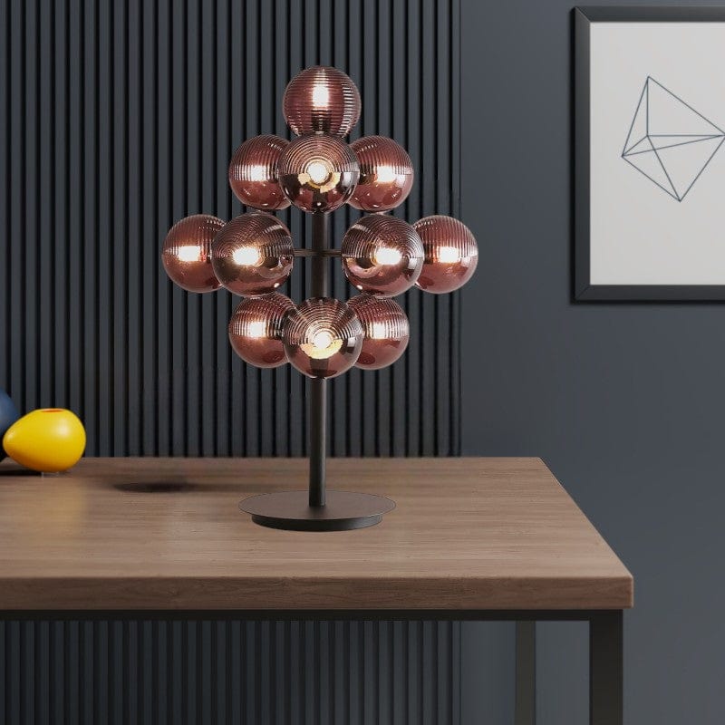 VineLux – Bordslampa i metall och glas med elegant druvdesign