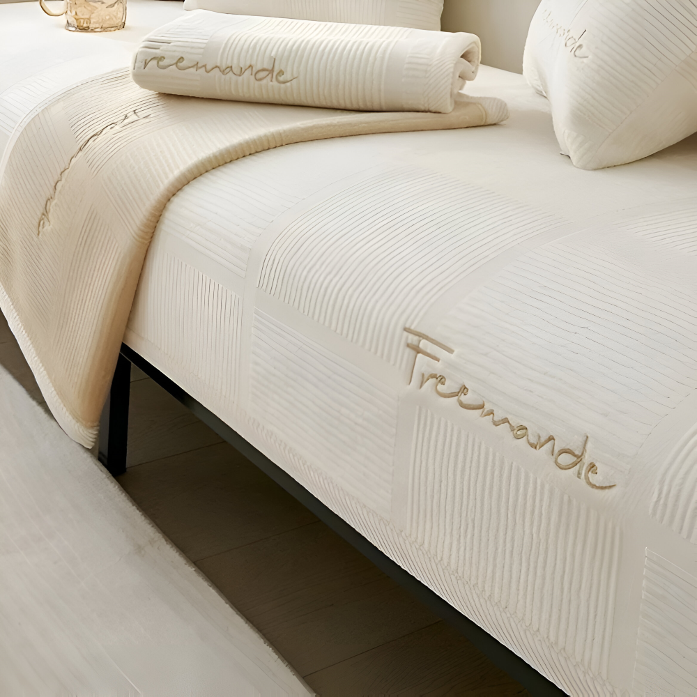 NordicHold Plush – Tjockt Antislipp Sofföverdrag i Elegant Polyesterdesign