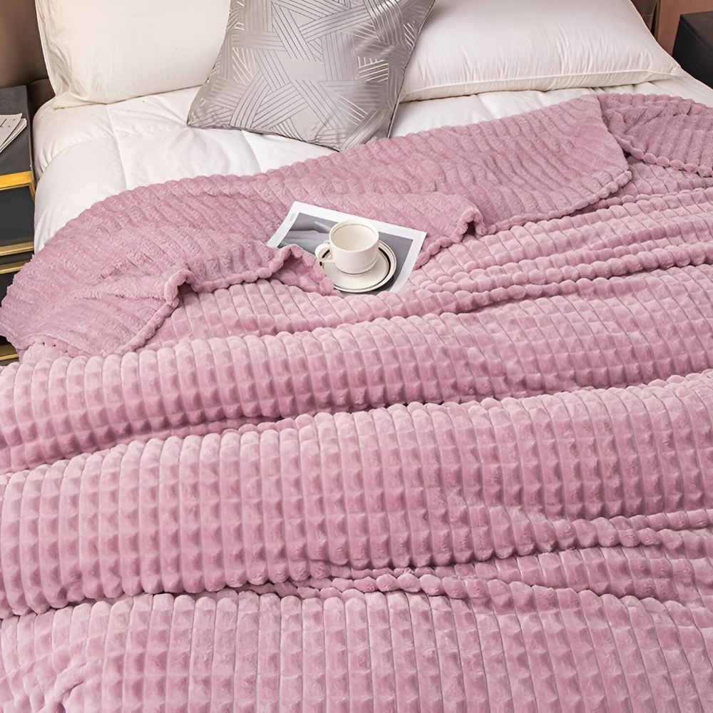 WaveLuxe Pläd – Ultrafluffig Strukturerad Korallfleece