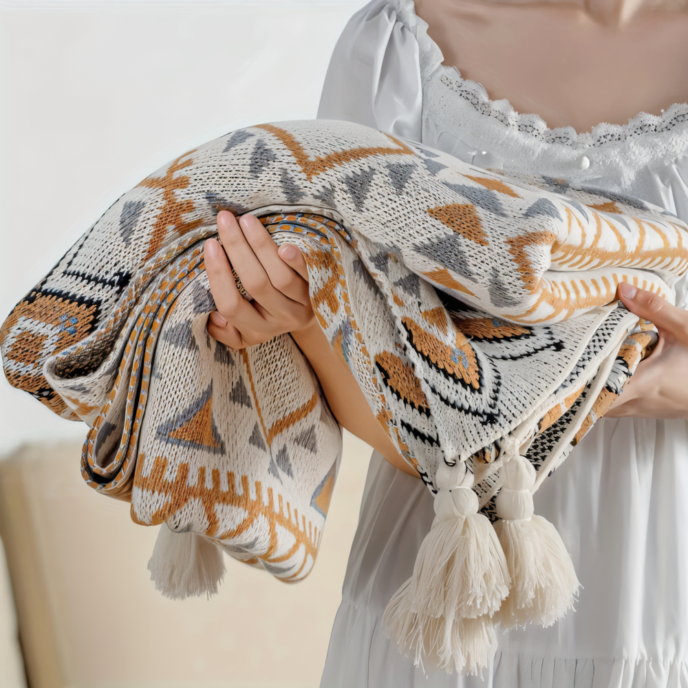 WeaveAura – Boho Pläd med Geometriskt Mönster & Tofsar