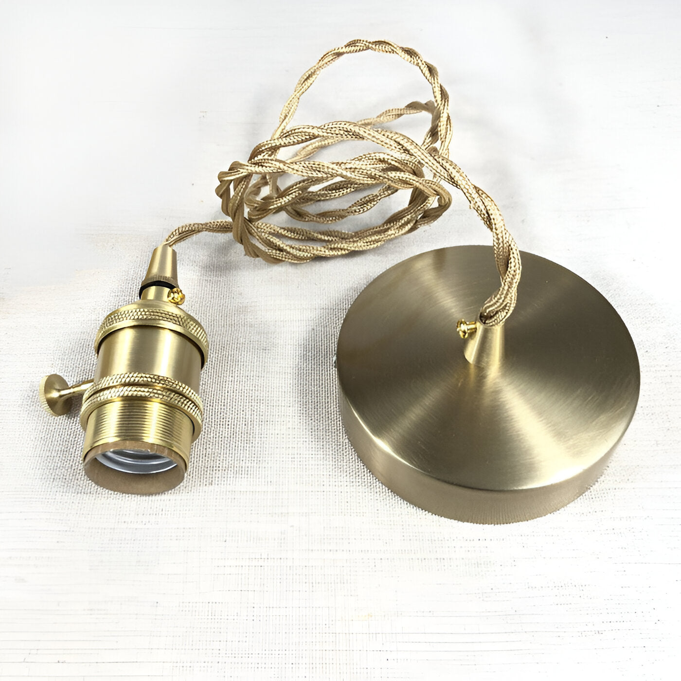 GlamourGlass – Vintage Grön Pendellampa i Cylindrisk Glasdesign