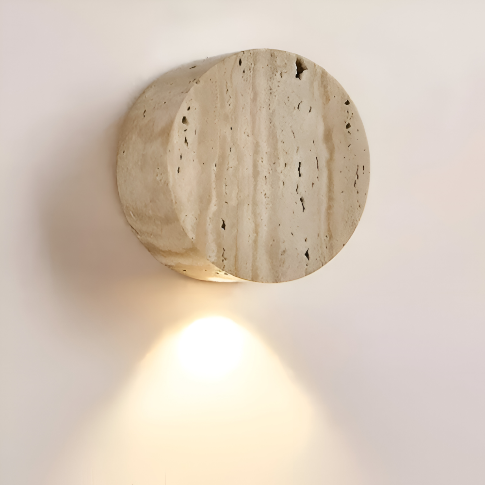 TerraLume – Beige Rund Vägglampa i Marmor med Wabi Sabi Design