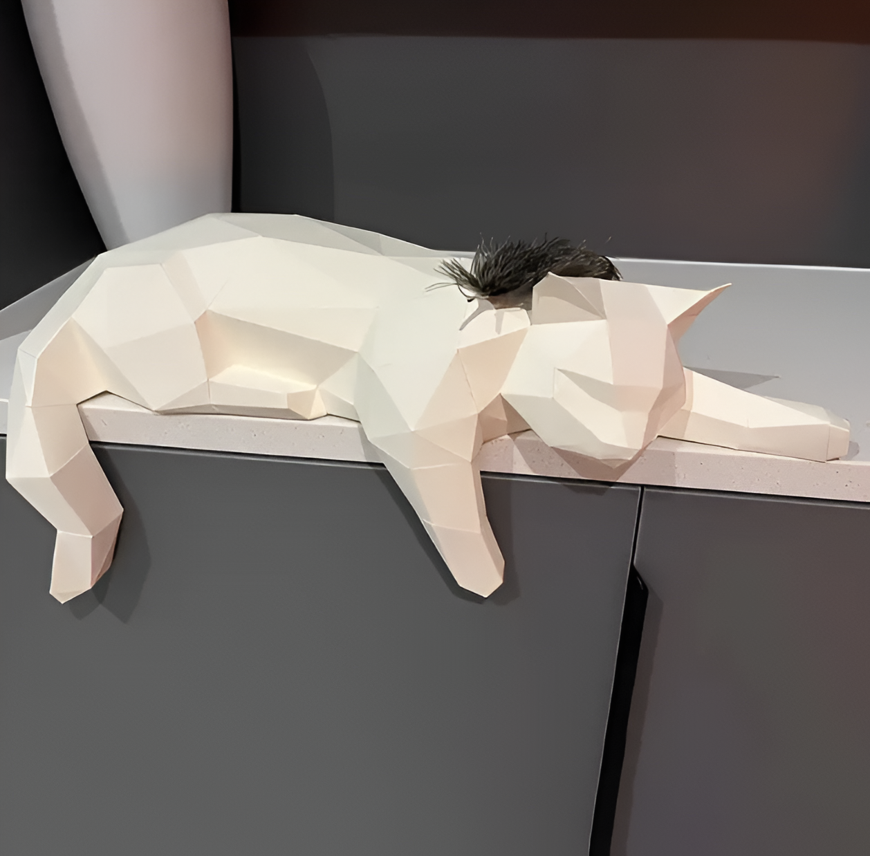 OriKat DIY – Modern 3D-Origamikatt för Kreativ Inredning