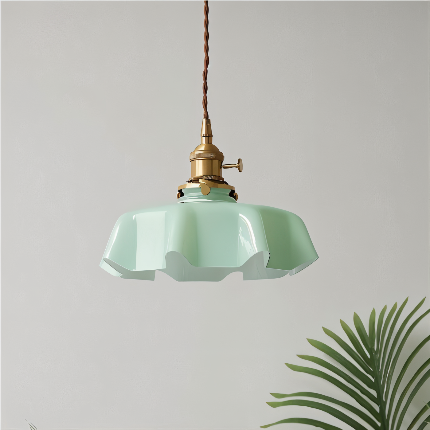 Bellevie – Retro Taklampa i Blomformad Krämfärgad Glasdesign
