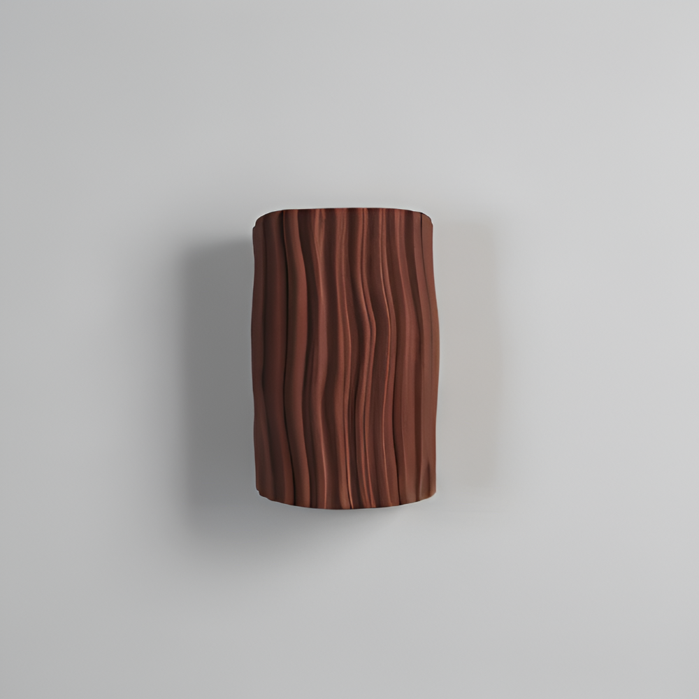 HuePleat – Kurvig Plisserad Vägglampa i Resin med Upp- och Nedåtriktad LED-belysning