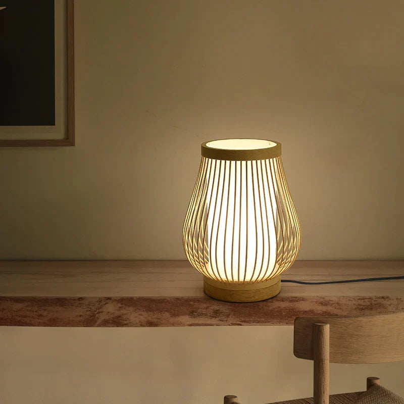 Zenro Bordslampa i Bambu & Trä – Japansk Design för Lugn Atmosfär