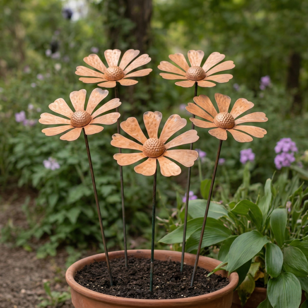 Rustik trädgårdspåle i metall med kamomillblomma 65 cm