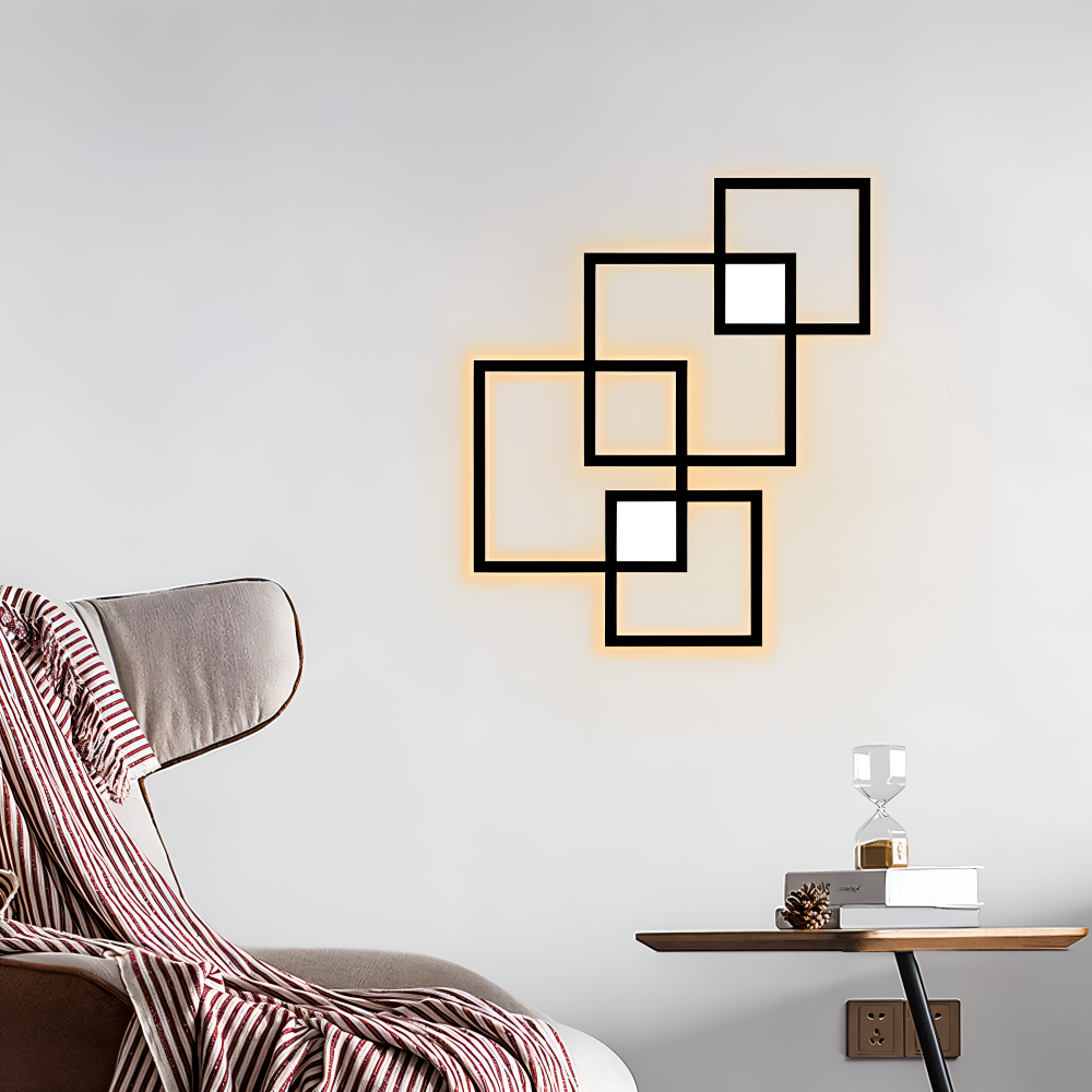 LumoSquare – Fyrkantig Vägglampa i Metall med Dimbart LED-ljus och Fjärrkontroll