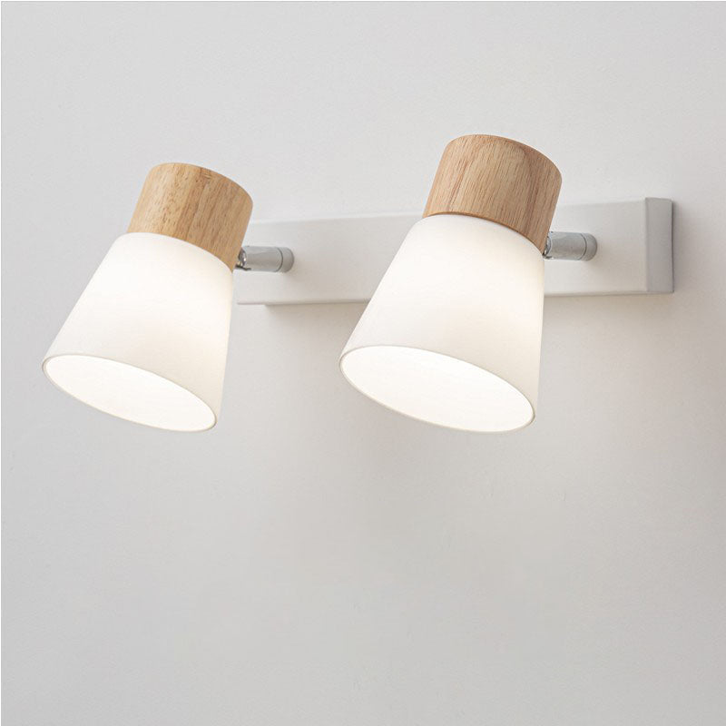 Skandinavisk vägglampa i trä och glas för spegel