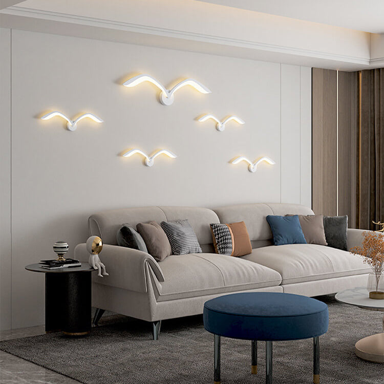 Modern vågformad LED-vägglampa med varmt ljus