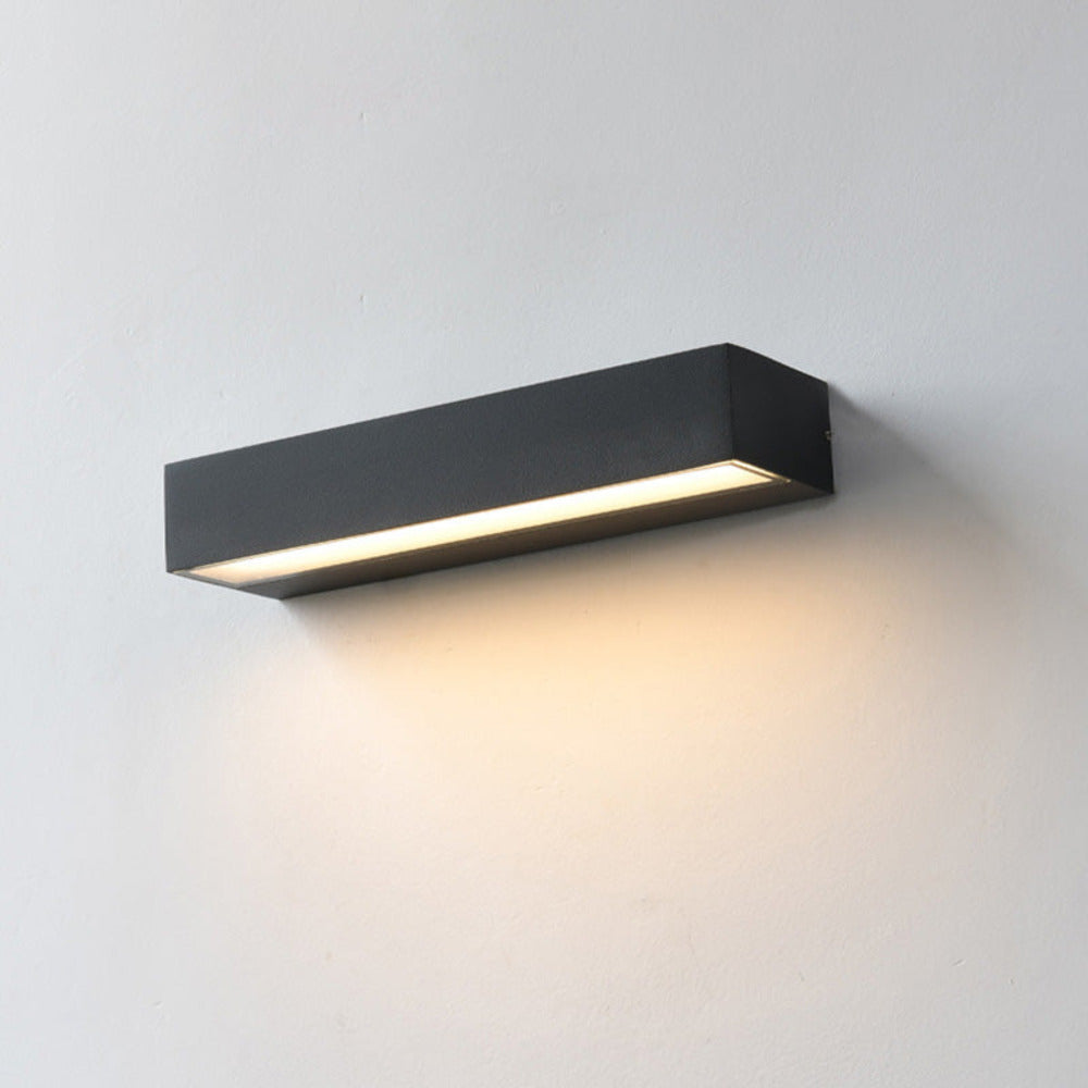AquaRay – Samtida Vattentålig Aluminium Vägglampa | LED Utomhusbelysning i Modern Design