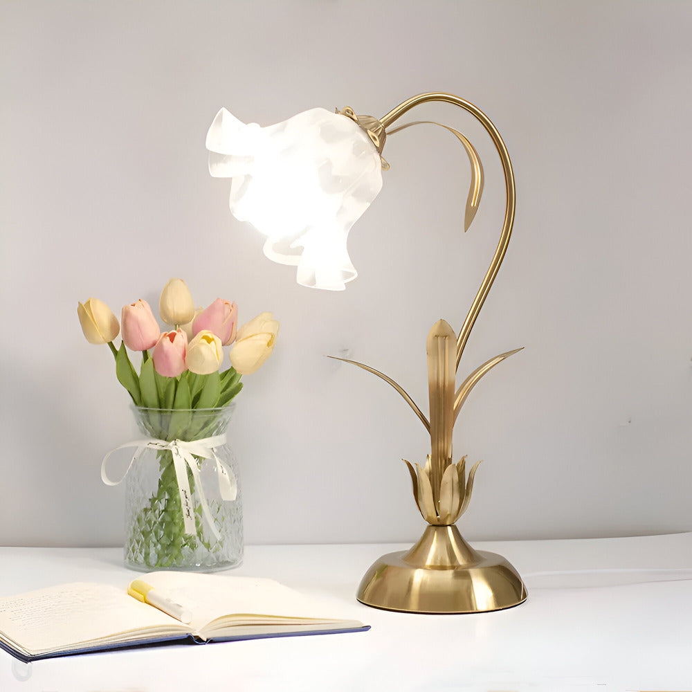 Fleur de Lumière – Bordslampa i fransk antik stil med blomsterdesign – Dekorativ lampa för sovrum & vardagsrum