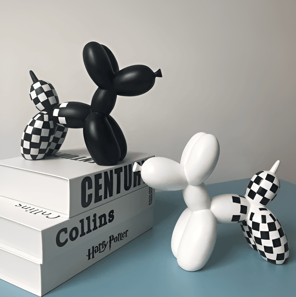 PupLoon Skulptur – Modern Ballonghund i Färgstark Konstdesign