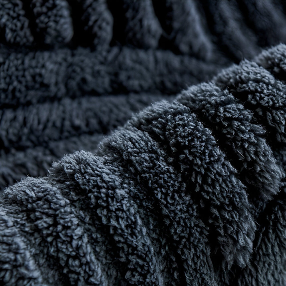 VelvetGrip Cover – Mjukt Halkfritt Sammetsskydd för Soffor