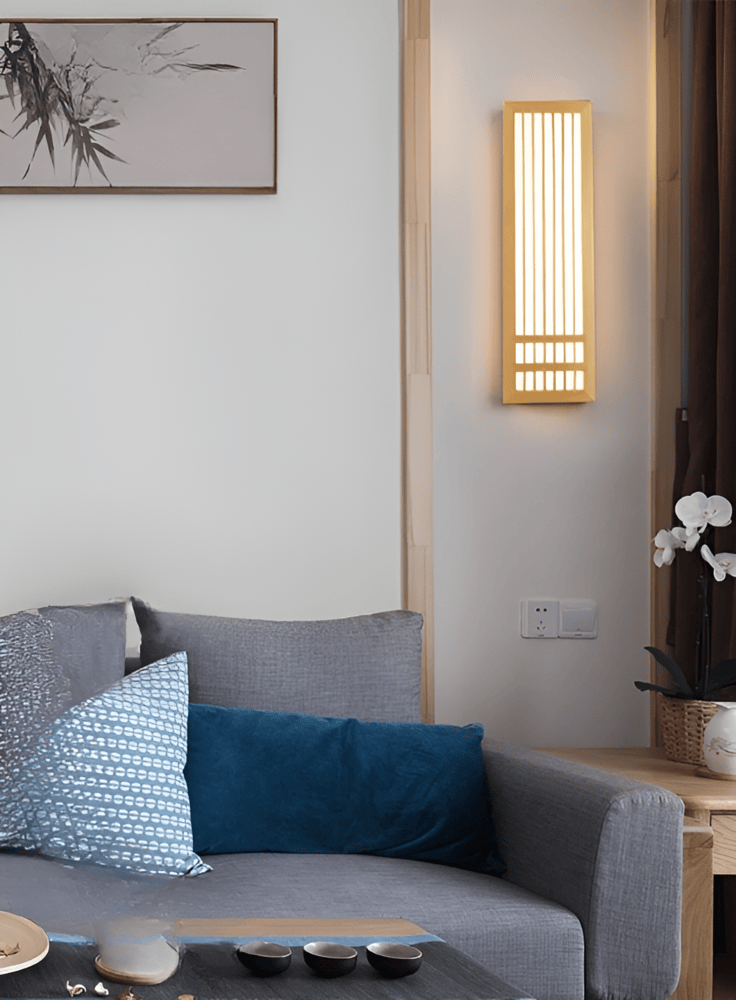 DoaGlow – Japansk Vägglampa i Trä och Akryl | Modern Japansk Design för Harmonisk Belysning