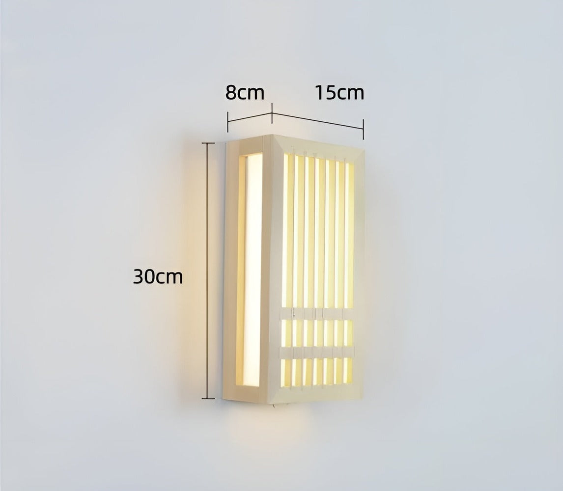 DoaGlow – Japansk Vägglampa i Trä och Akryl | Modern Japansk Design för Harmonisk Belysning