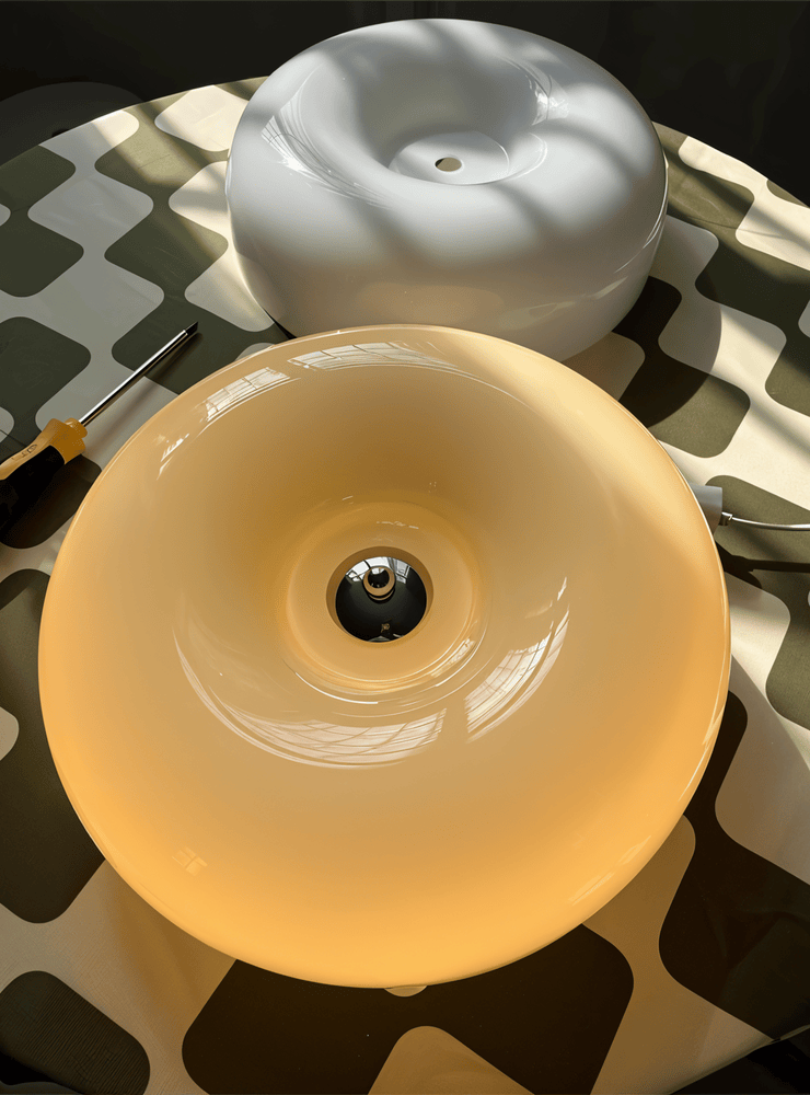 Lunadon – Modern Skandinavisk Taklampa i Vitt Glas