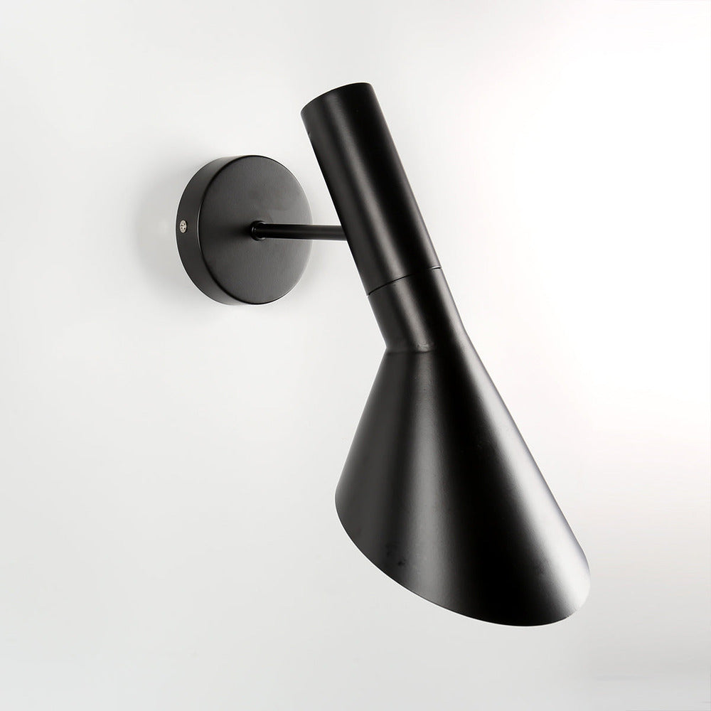 LumoArc – Justerbar Svart LED Vägglampa för Moderna Rum
