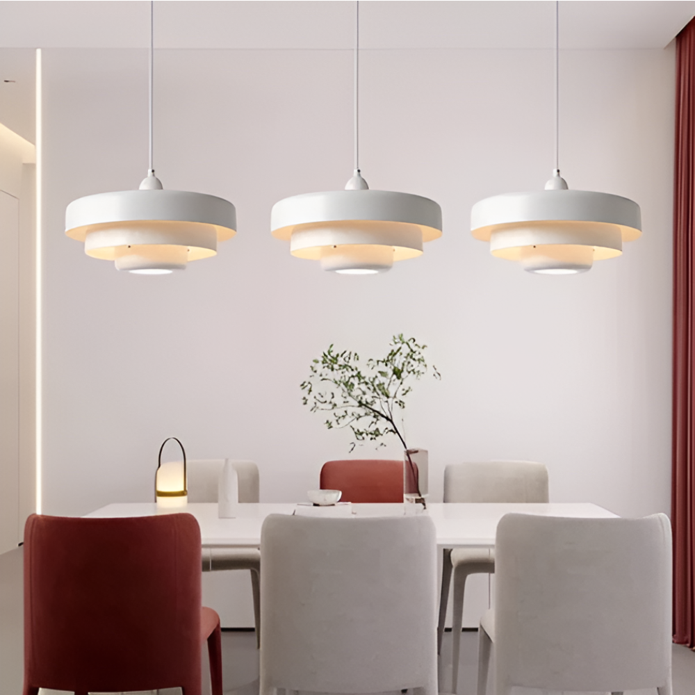 AmberGlow – Orange Vintage Taklampa i Skandinavisk Design