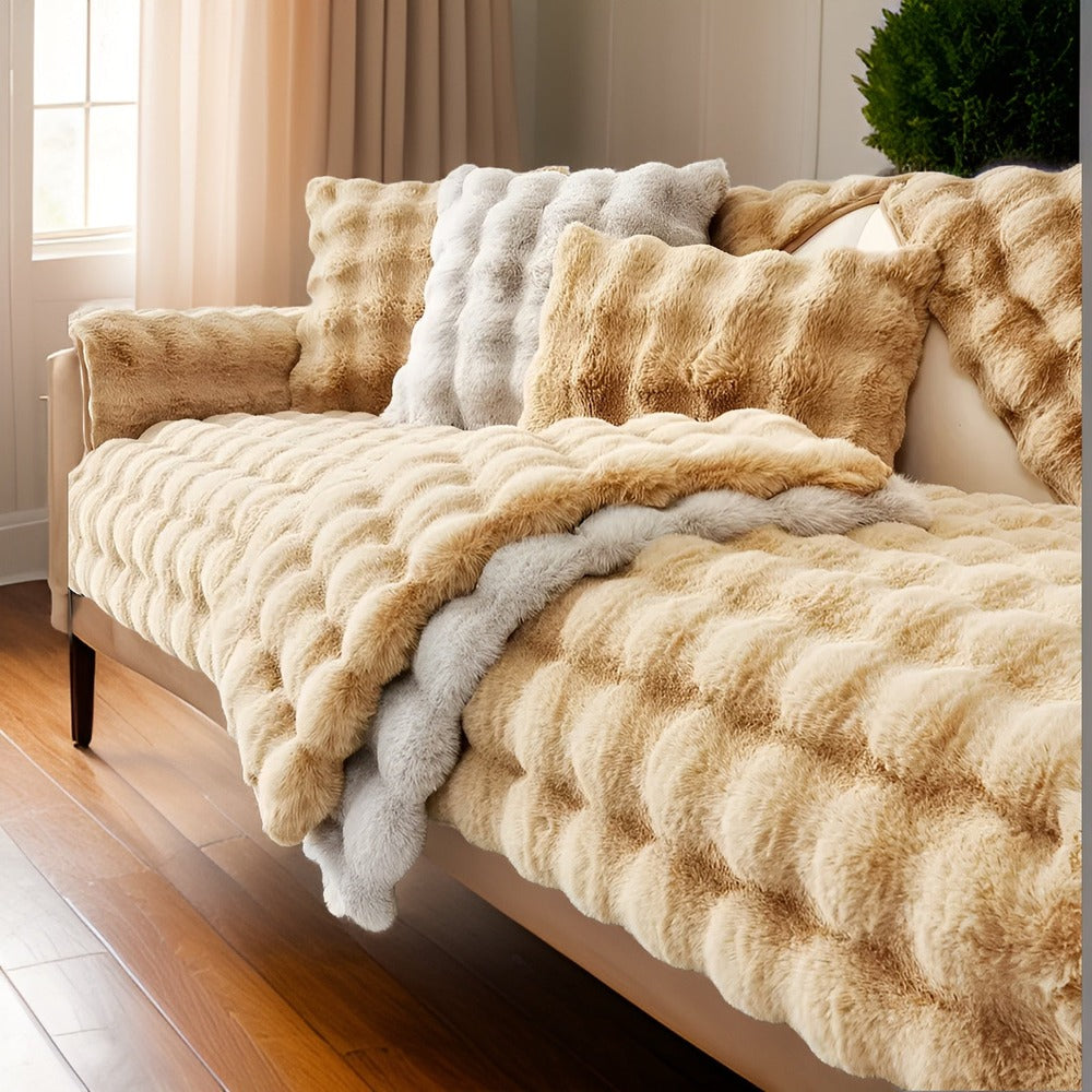 PlushHaven – Extra Mjukt Plyschskydd för Husdjur & Soffor