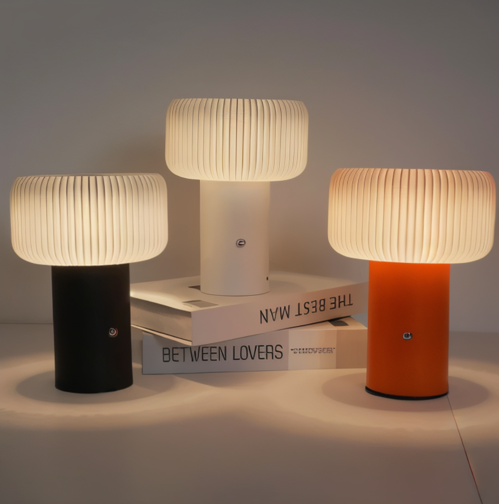 Mush – Stilren Ribbad Svamplampa med Färgskiftande LED-ljus