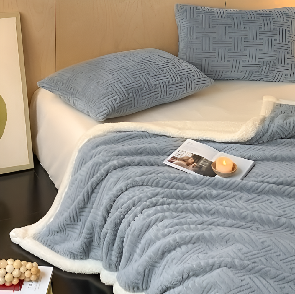 FrostMelt DuoBlanket – Dubbelsidig Fluffy Pläd med Geometriskt Mönster