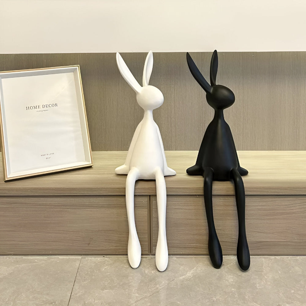 EasterNoble Hare – Modern Sittande Påskhare i Elegant Harzdesign