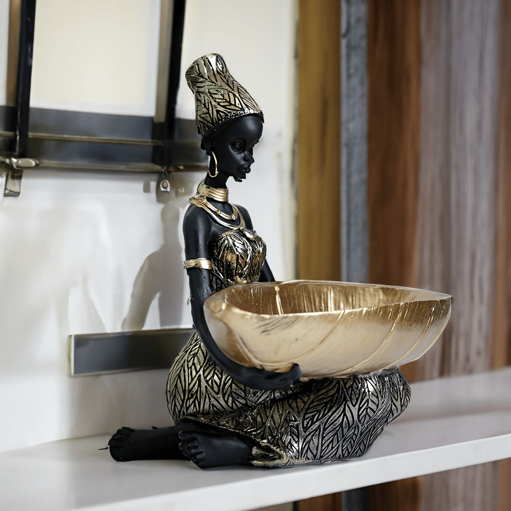 NyckelMuse Skulptur – Exotisk Figur i Harts med Elegant Nyckelorganisering