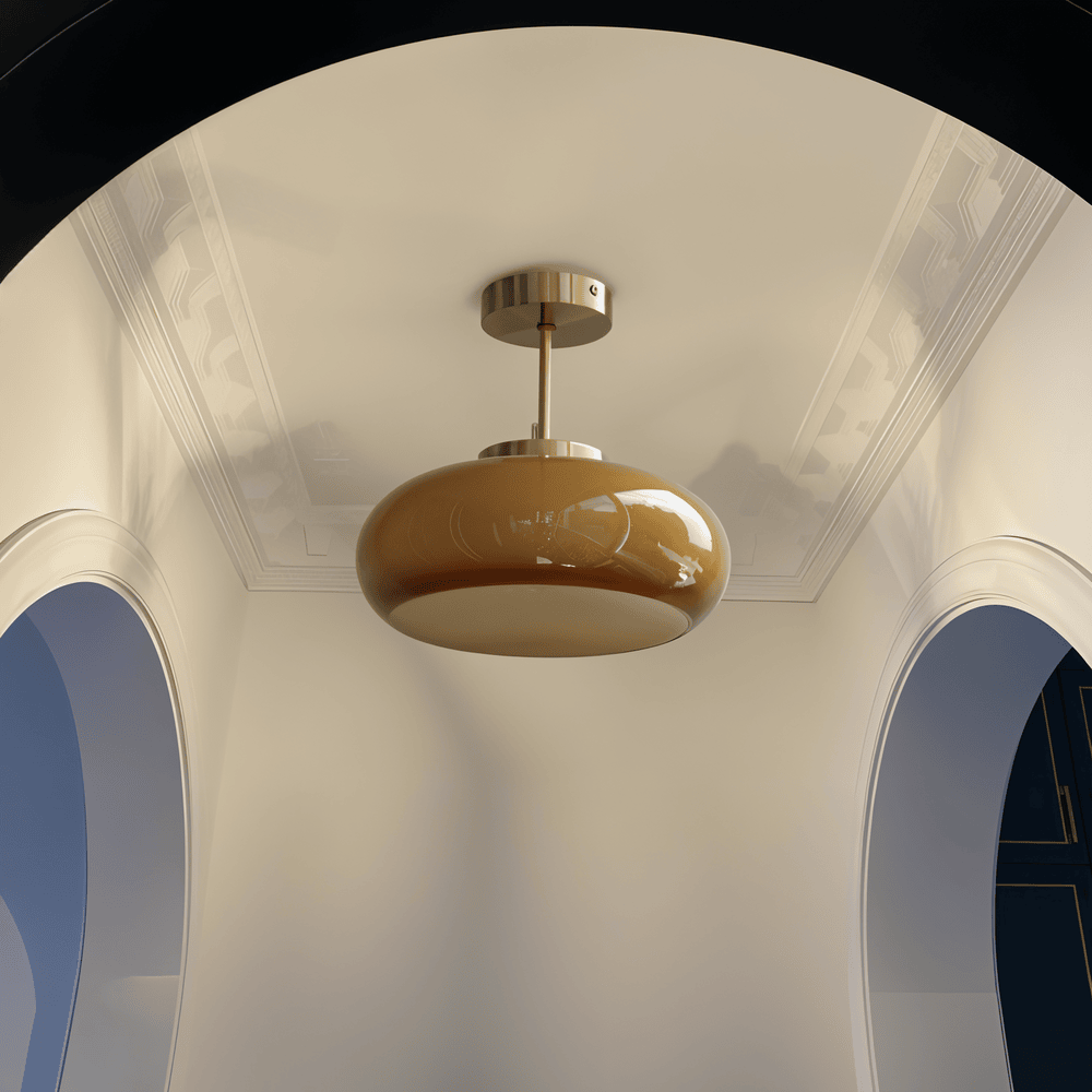 AmberGleam – Klassisk Gul Vintage Taklampa i Glas och Mässing
