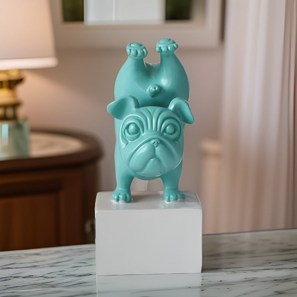 ZenBulldog Skulptur – Lekfull Yogafigur i Abstrakt Design