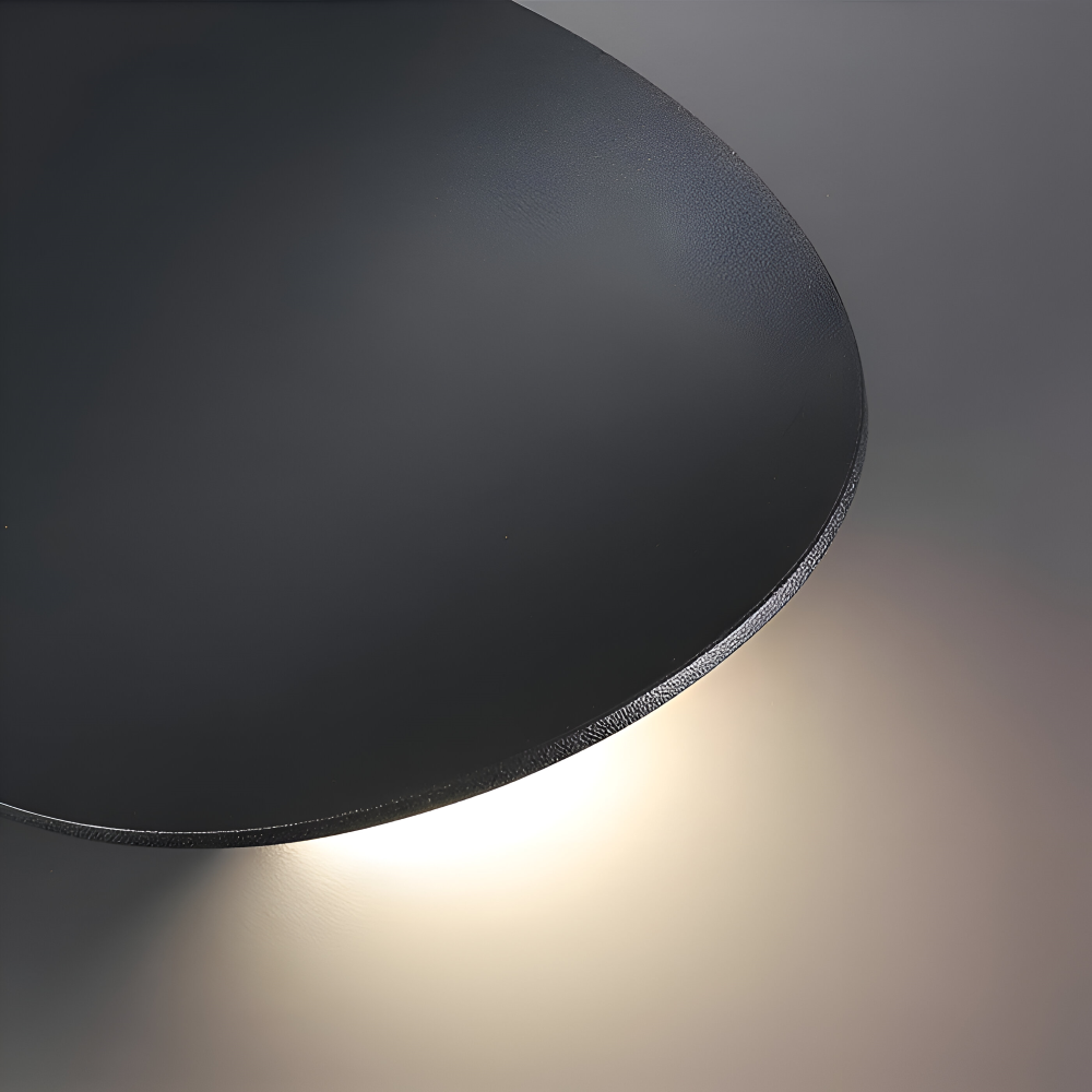 LumoOval – Vägglampa i Aluminium med Inbyggd LED och Minimalistisk Design