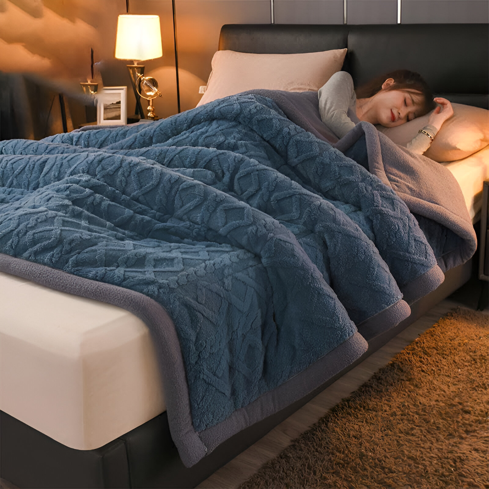 DualWeave CozyPläd – Dubbelvävd Mikrofiberfleecefilt för Varm Komfort