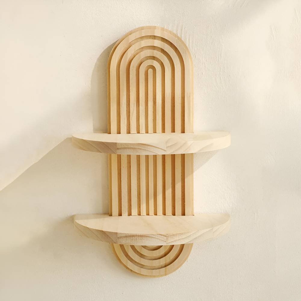 GeoForma – Modern Geometrisk Vägghylla i Trä (35 cm)
