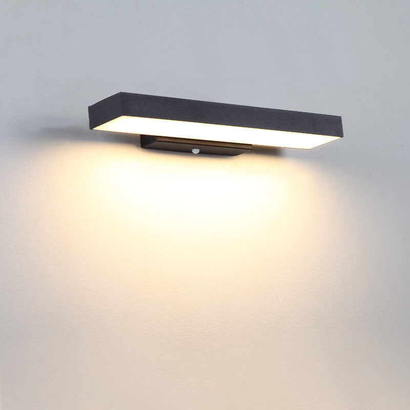 Minimalistisk LED-vägglampa utomhus med rörelsesensor