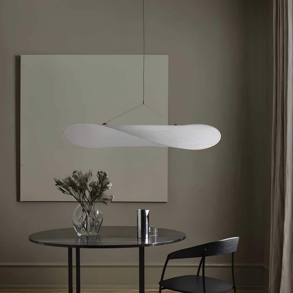 Auréline – Handgjord Pendellampa i Tyg och Metall med LED-belysning