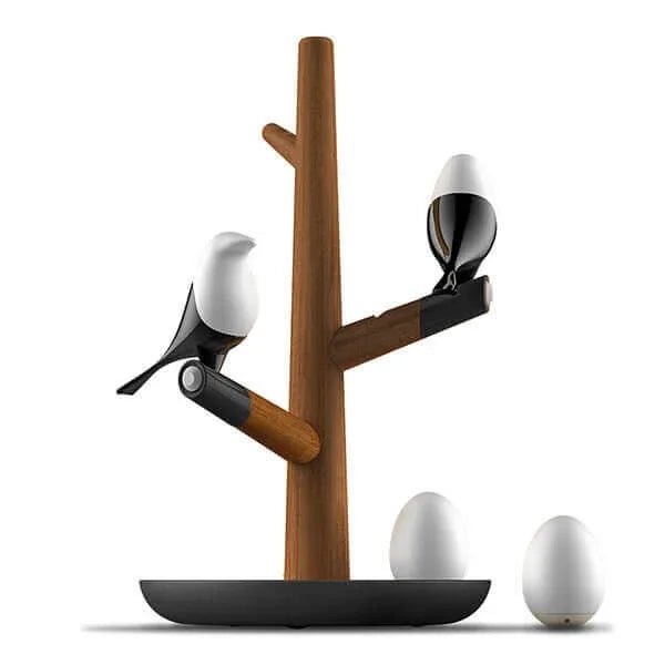 LumoSense – Smart uppladdningsbar bordslampa med rörelsesensor och trädetaljer
