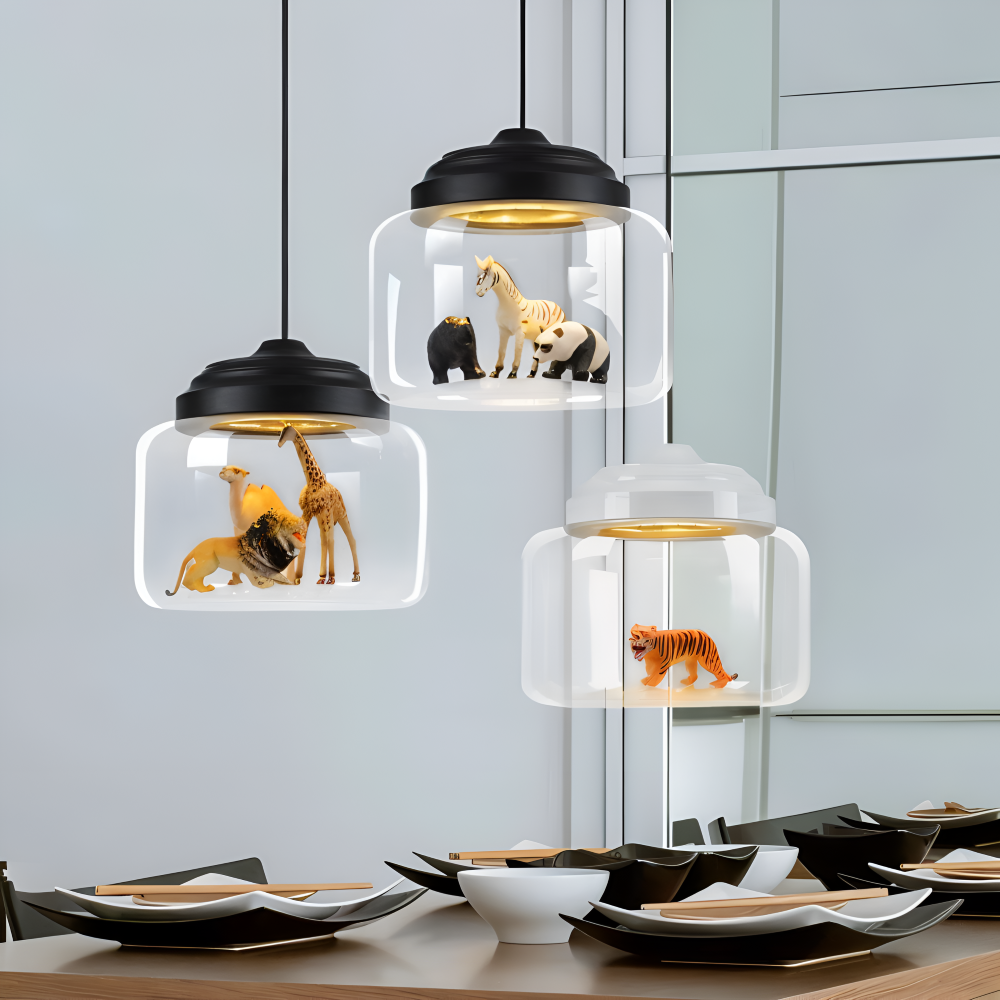 AniLume – Barnpendellampa i Glas med Nordiska Djurmotiv