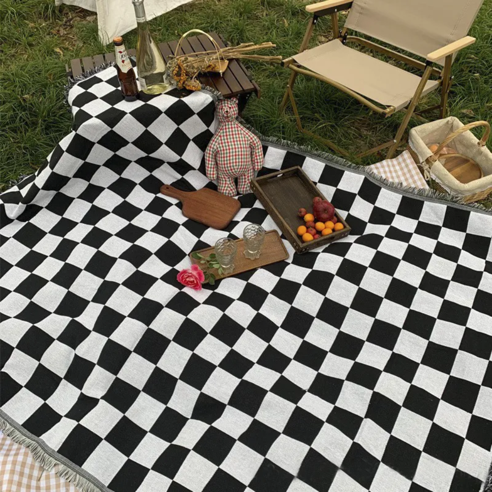 Rutig picknickfilt i mikrofiber – 130 × 180 cm