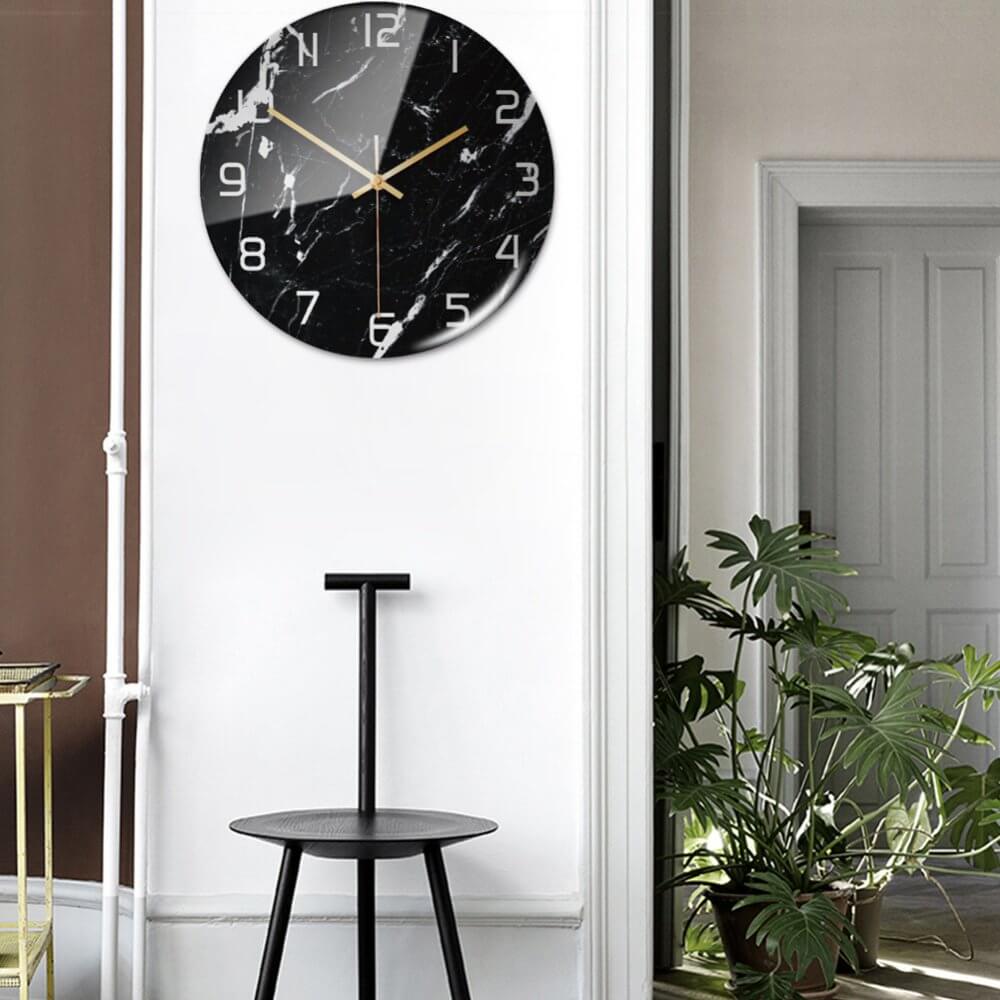 MarbelleTime – Tyst Väggklocka i Marmorlook Ø30 cm