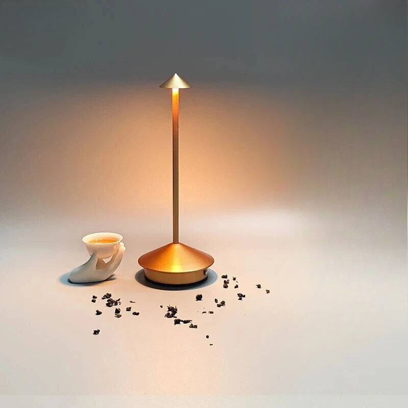 Lumivra – Konstnärlig uppladdningsbar bordslampa med dimbar LED för matsal och hem